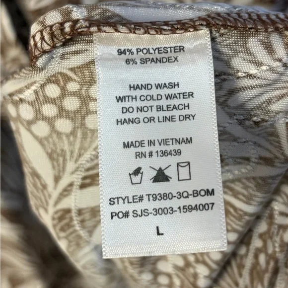 Floral Print Women's Blouse - Picture 7 of 10